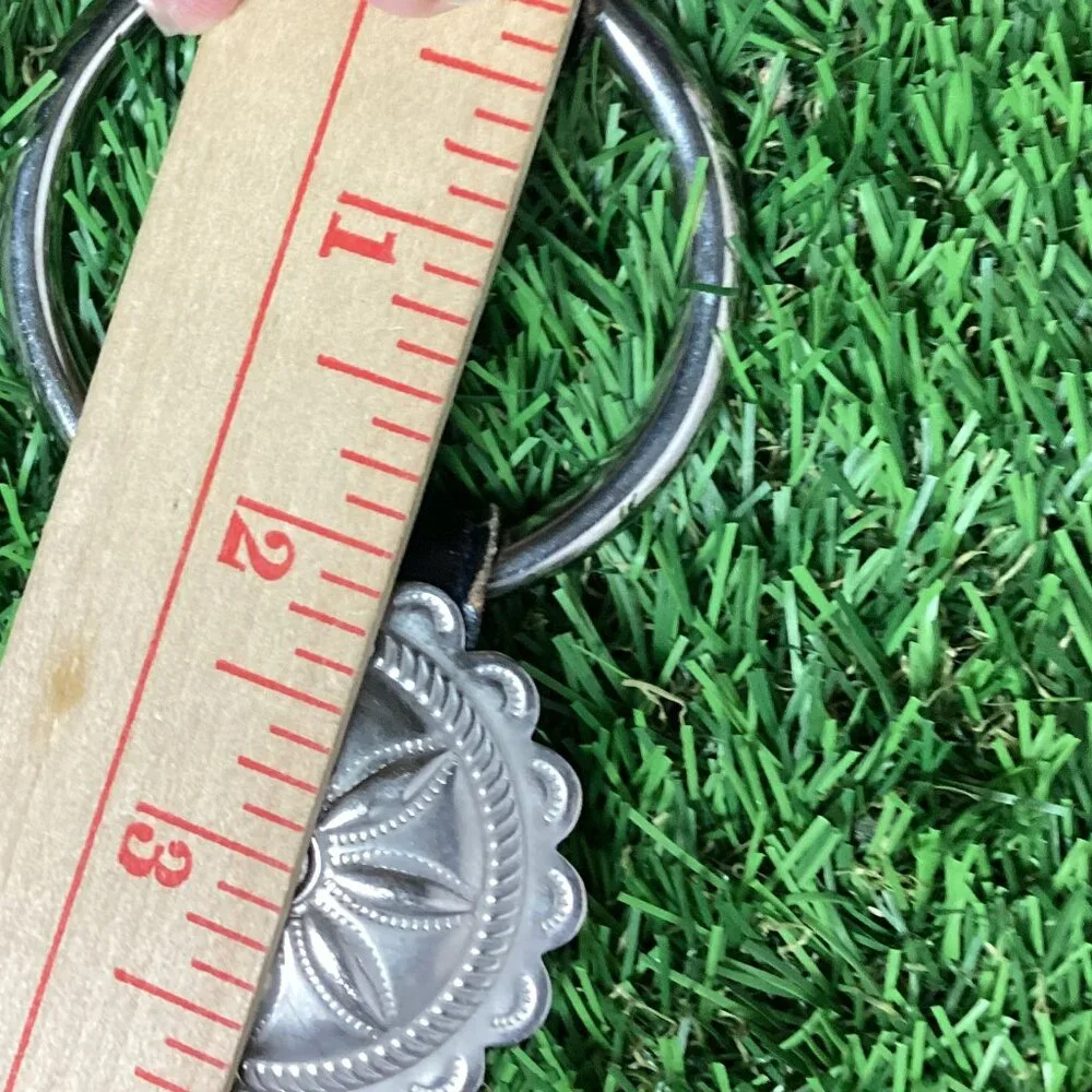 Vintage Leather Conch Ring Belt. M/L
